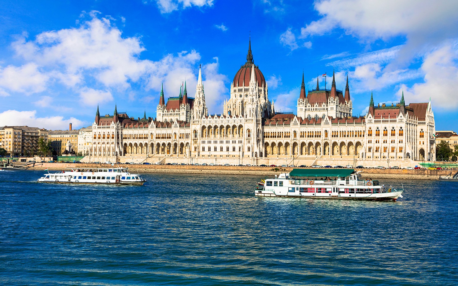 Vienna Combo (Save 20%): Hop-on Hop-off Bus Tour + Danube River Cruise + Top Attraction Tickets — gallery 2