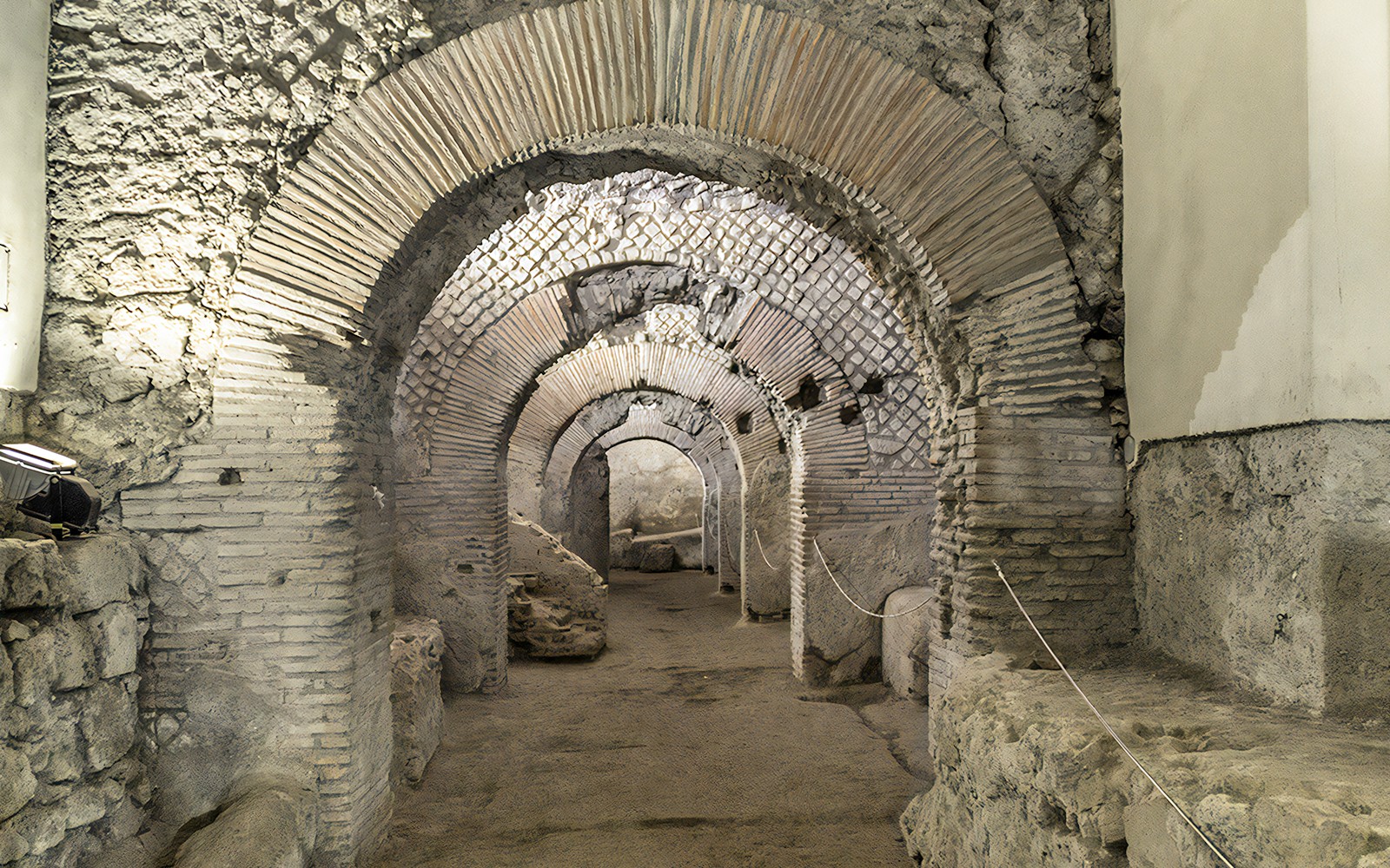 San Lorenzo Maggiore & Neapolis Sotterrata Tickets — gallery 3