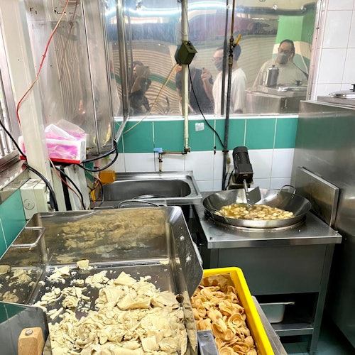 Singapore Food Tour: Chinatown Complex Hawker Center — gallery 3