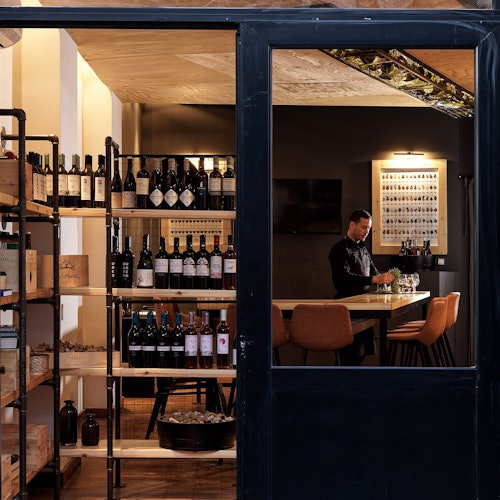 Old Town Athens: Mediterranean Gin Tasting — gallery 4