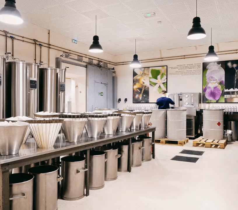 Eze: Fragonard Factory Guided Tour with Perfume Workshop