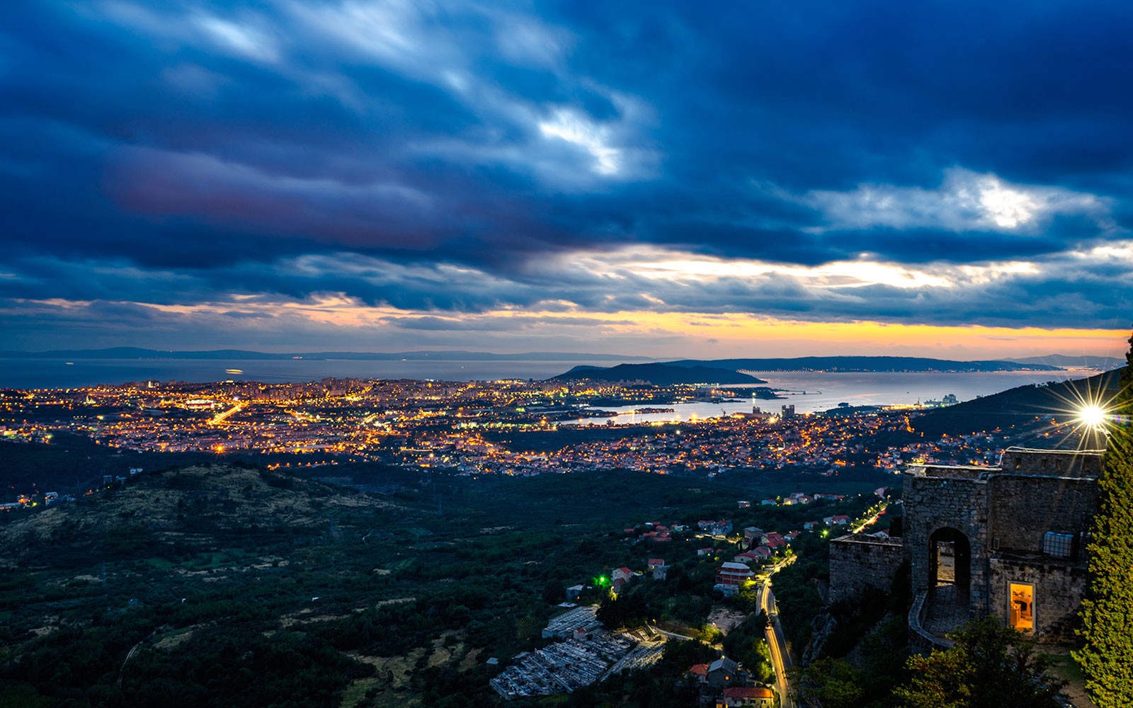 City Sightseeing: Split Sunset Bus Tour with Klis Fortress Tickets — gallery 4
