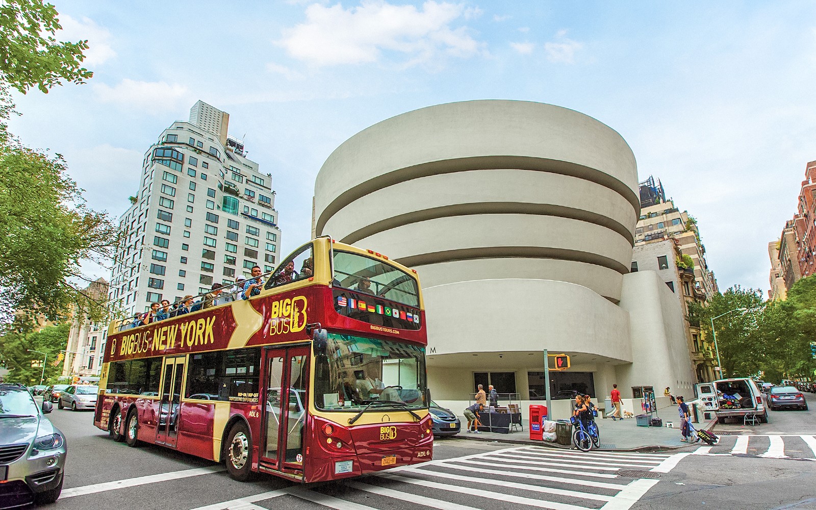 Big Bus: New York City Hop-on Hop-off Bus Tour