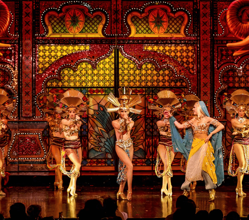 Moulin Rouge Show with Champagne