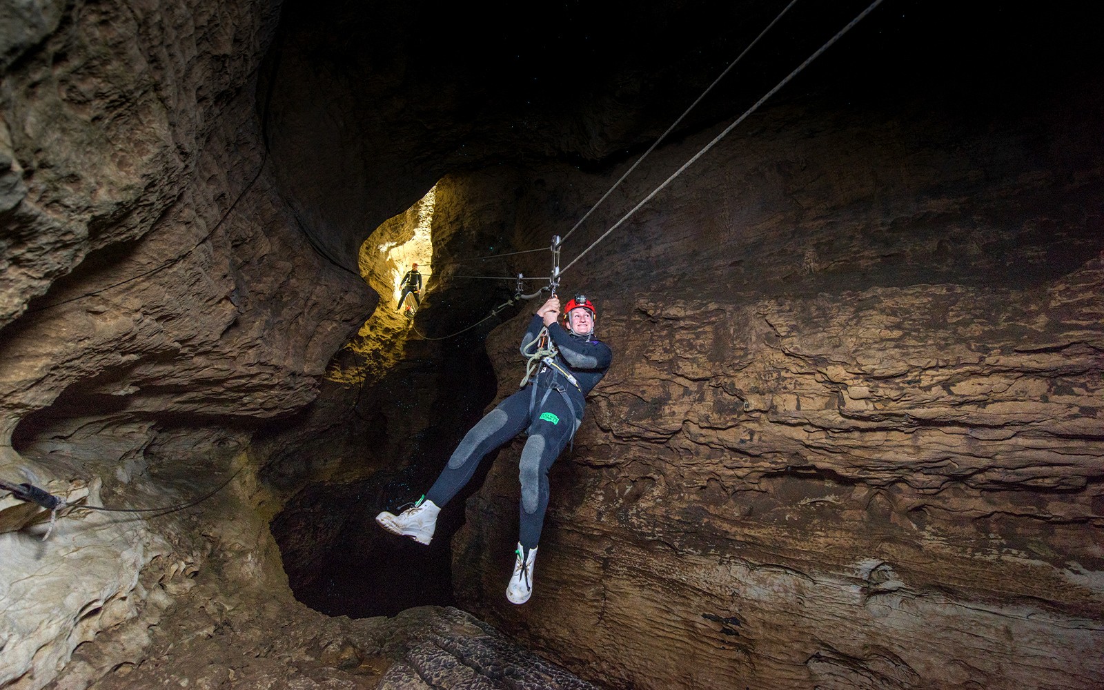 Ruakuri Cave Black Water Rafting & Abseiling Guided Experience 