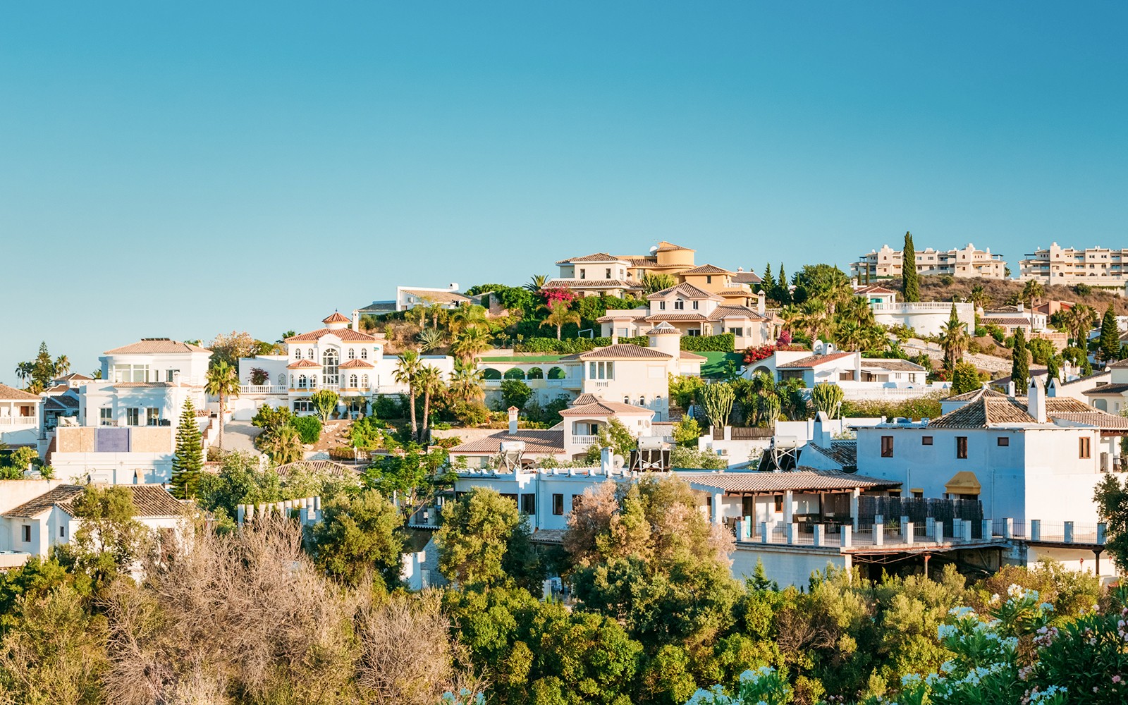 Mijas, Marbella & Puerto Banús Guided Tour from Málaga — gallery 1