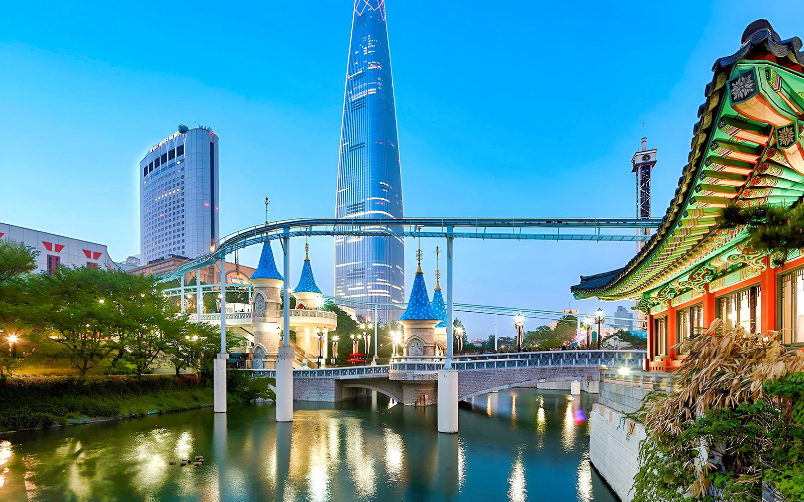 Lotte World Theme Park Tickets — gallery 4