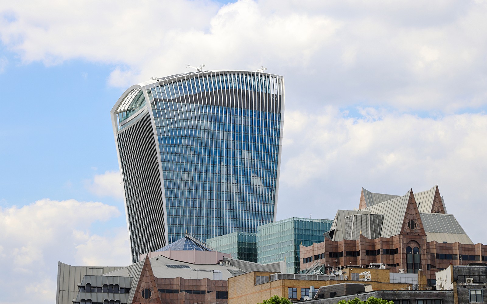 Sky Garden Early Access Tickets with Coffee & Croissant — mobile
