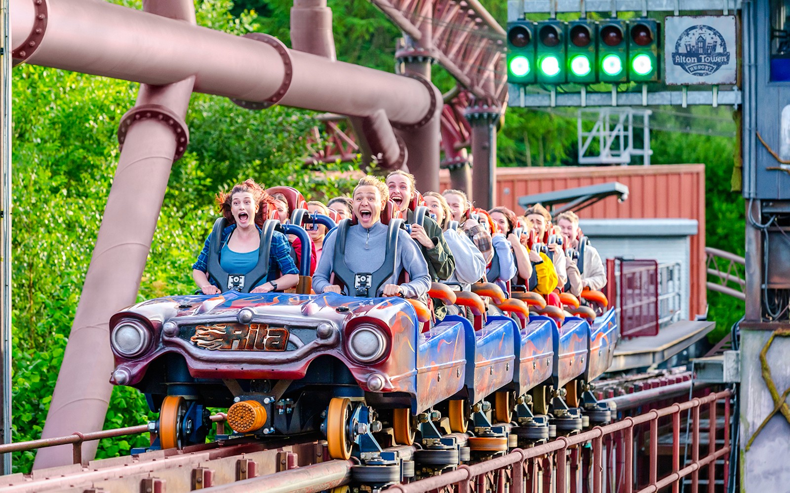 Alton Towers Theme Park Tickets — main image