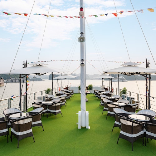 Hạ Long Bay: Full-Day Arcady Cruise + Lunch — gallery 1
