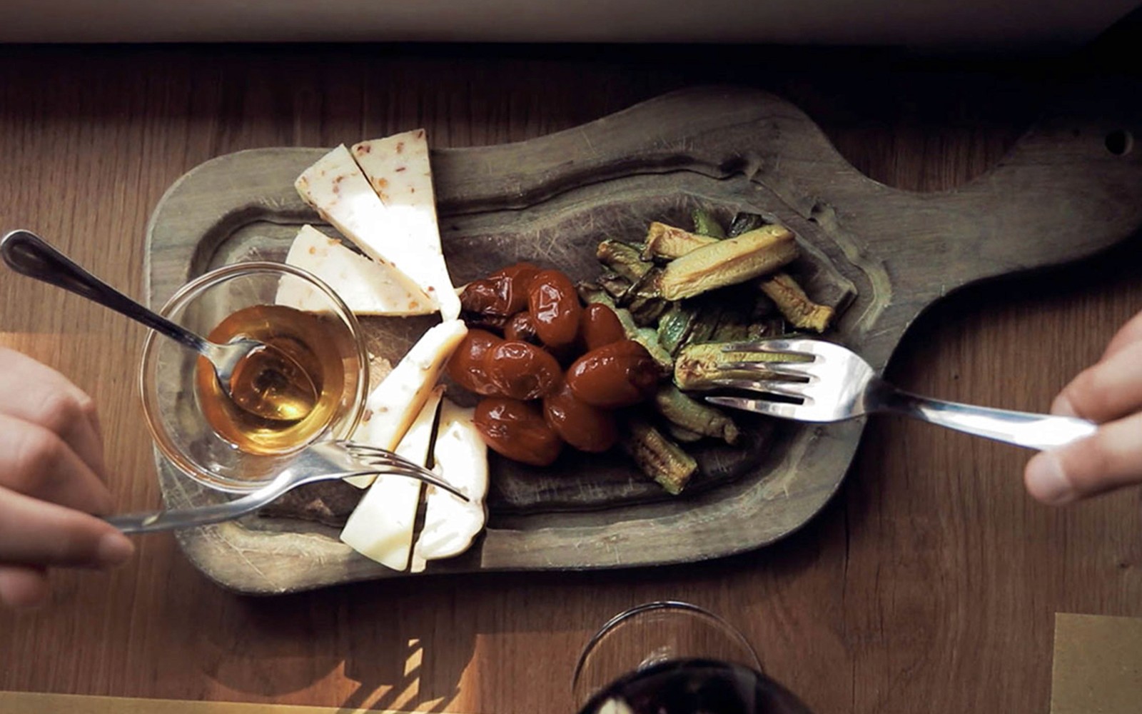 VIP Semi-Private Super Tuscan Wine Tour with a Masterclass by a Wine Expert — gallery 2