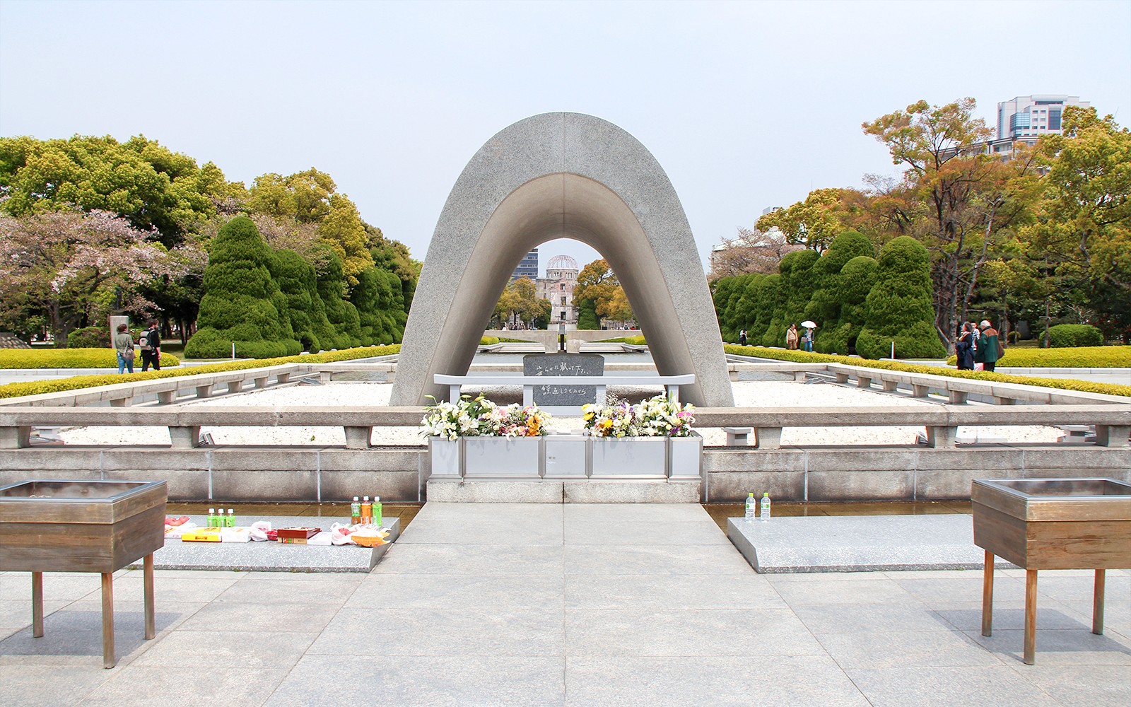 Hiroshima Meipuru-pu: 1-Day Hop-On Hop-Off Bus Tour of Hiroshima