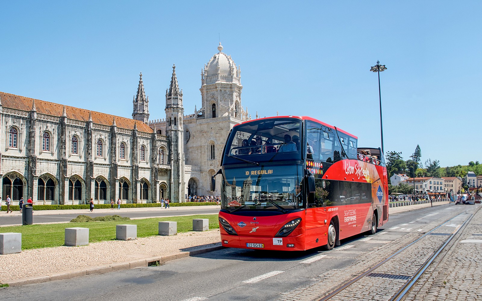 Lisbon Sightseeing: Hop-on Hop-off Bus Tour — gallery 1