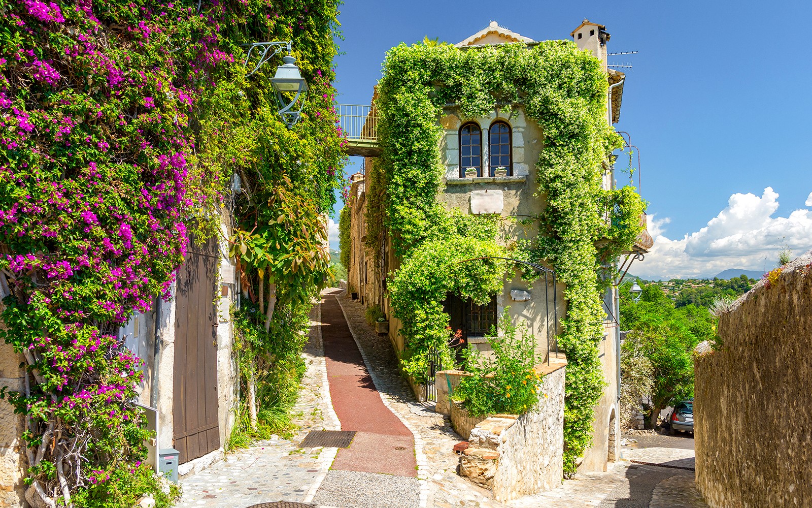 Full-Day Tour of French Riviera Coastal Villages with Wine Tasting