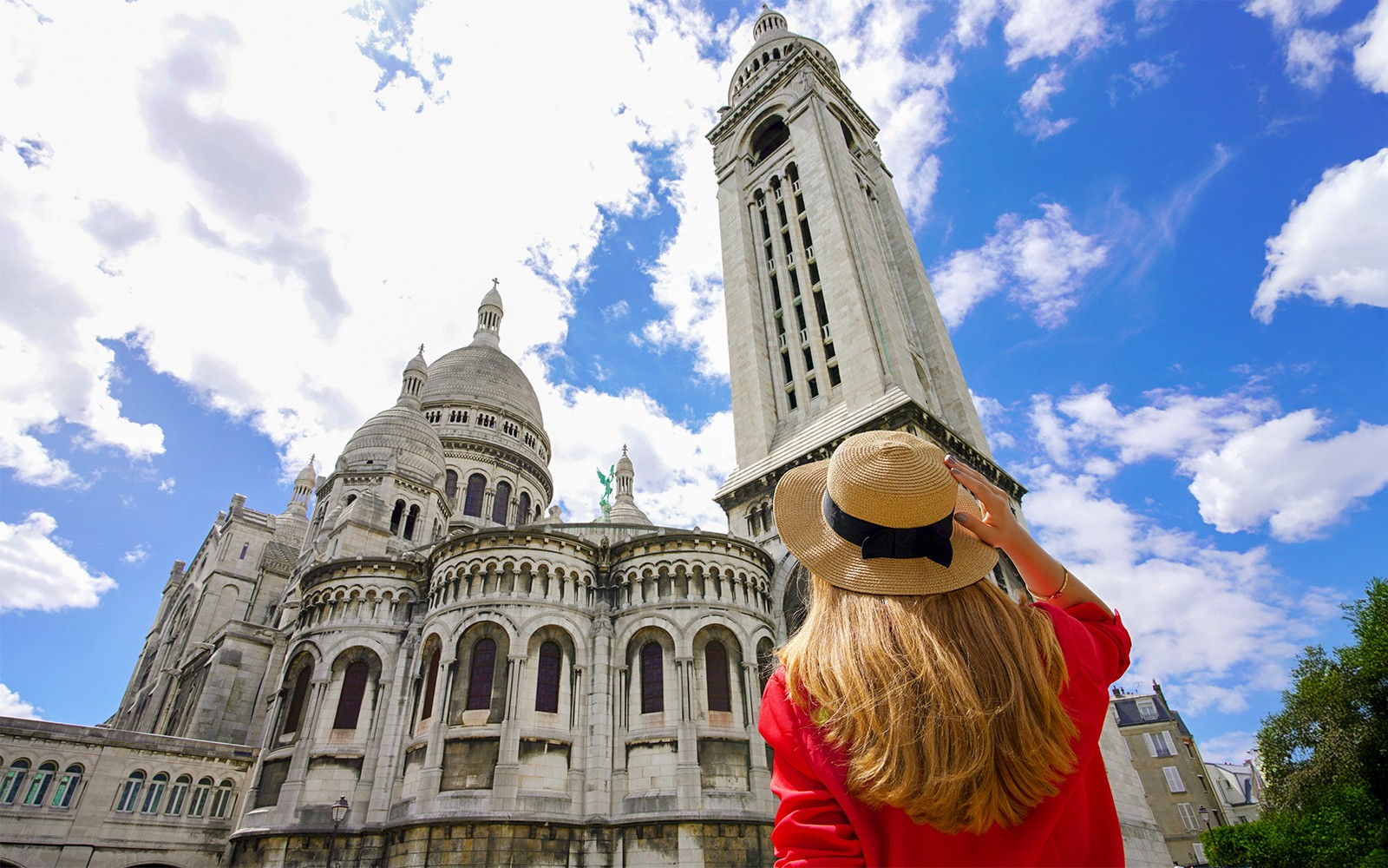 Montmartre & Sacré-Cœur Guided Walking Tour — gallery 1