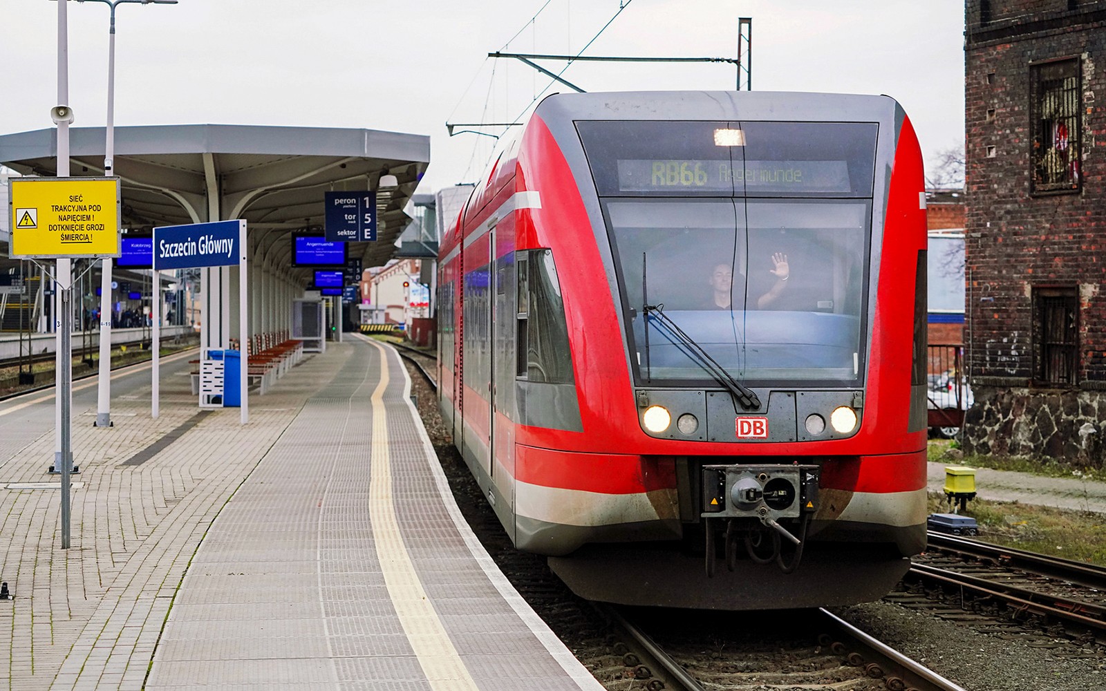 Eurail Global Continuous Pass: Choose 15 Days to 3 Months — gallery 1