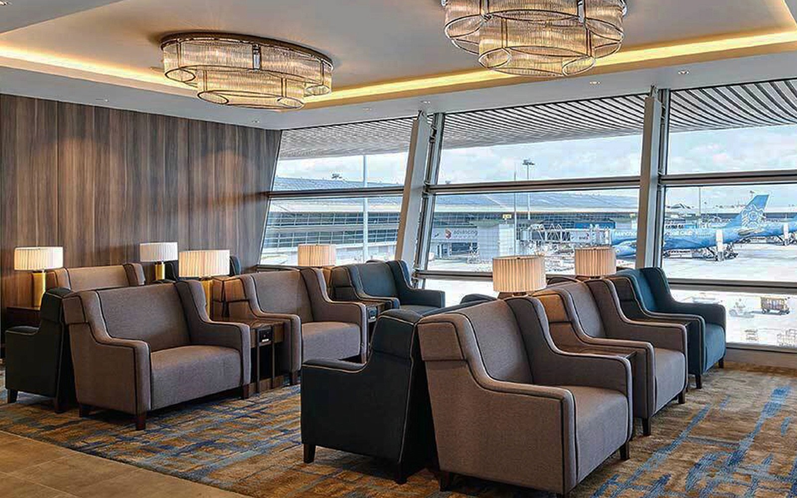 Plaza Premium First Lounge: KLIA Terminal 1 — gallery 3