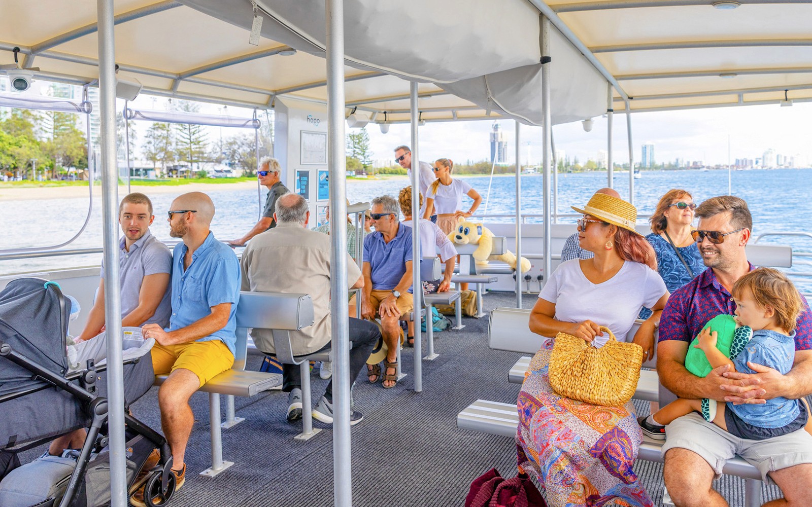 Hopo: Gold Coast Hop-on Hop-off Boat Tour — gallery 4