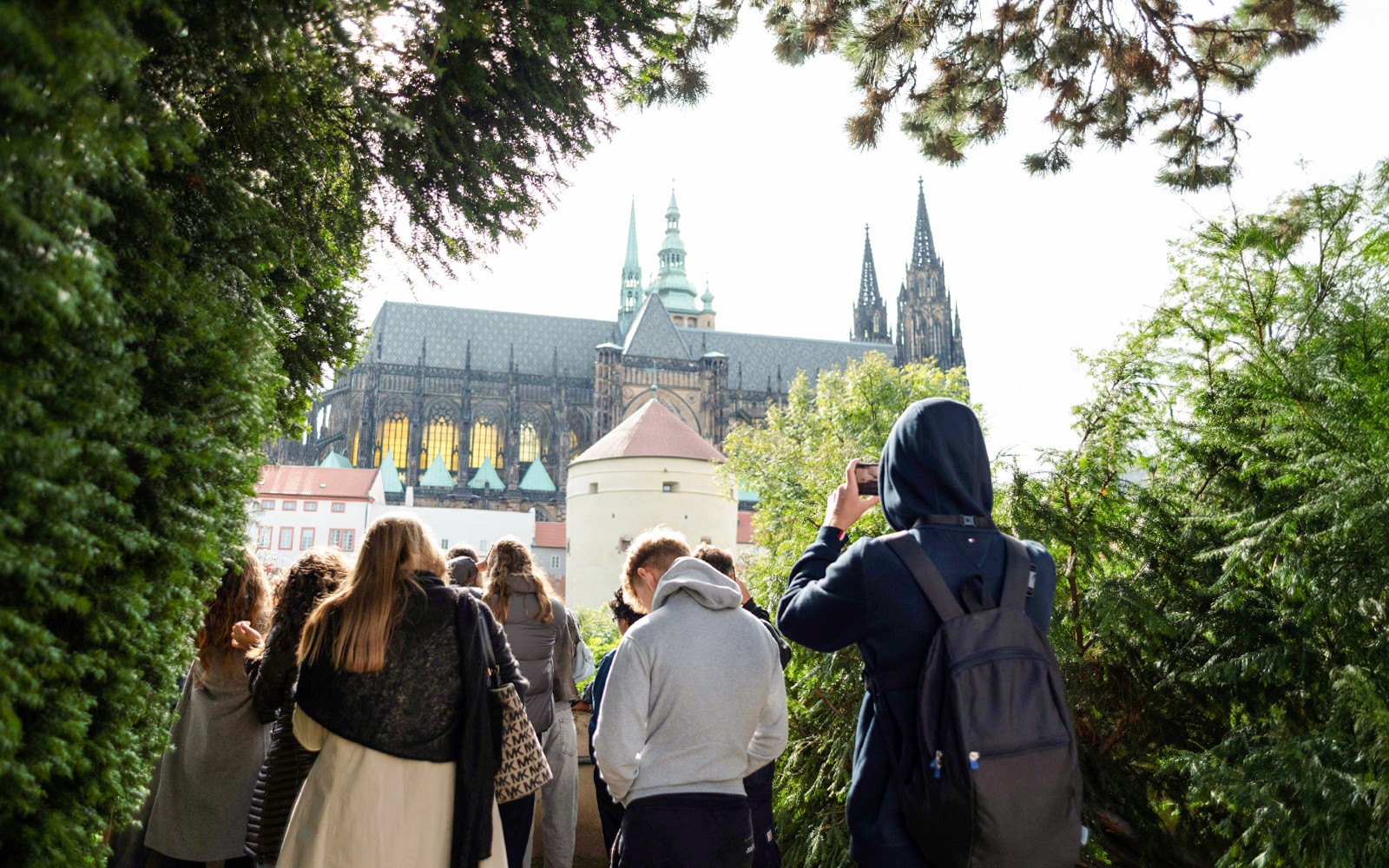 Prague Castle Guided Tour with One-Way Bus Transfer — gallery 4
