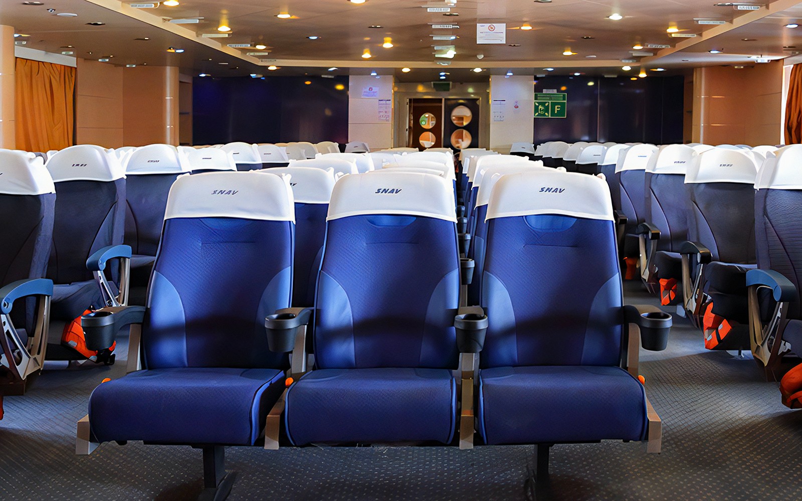 SNAV Ferry Tickets: Naples to/from Capri