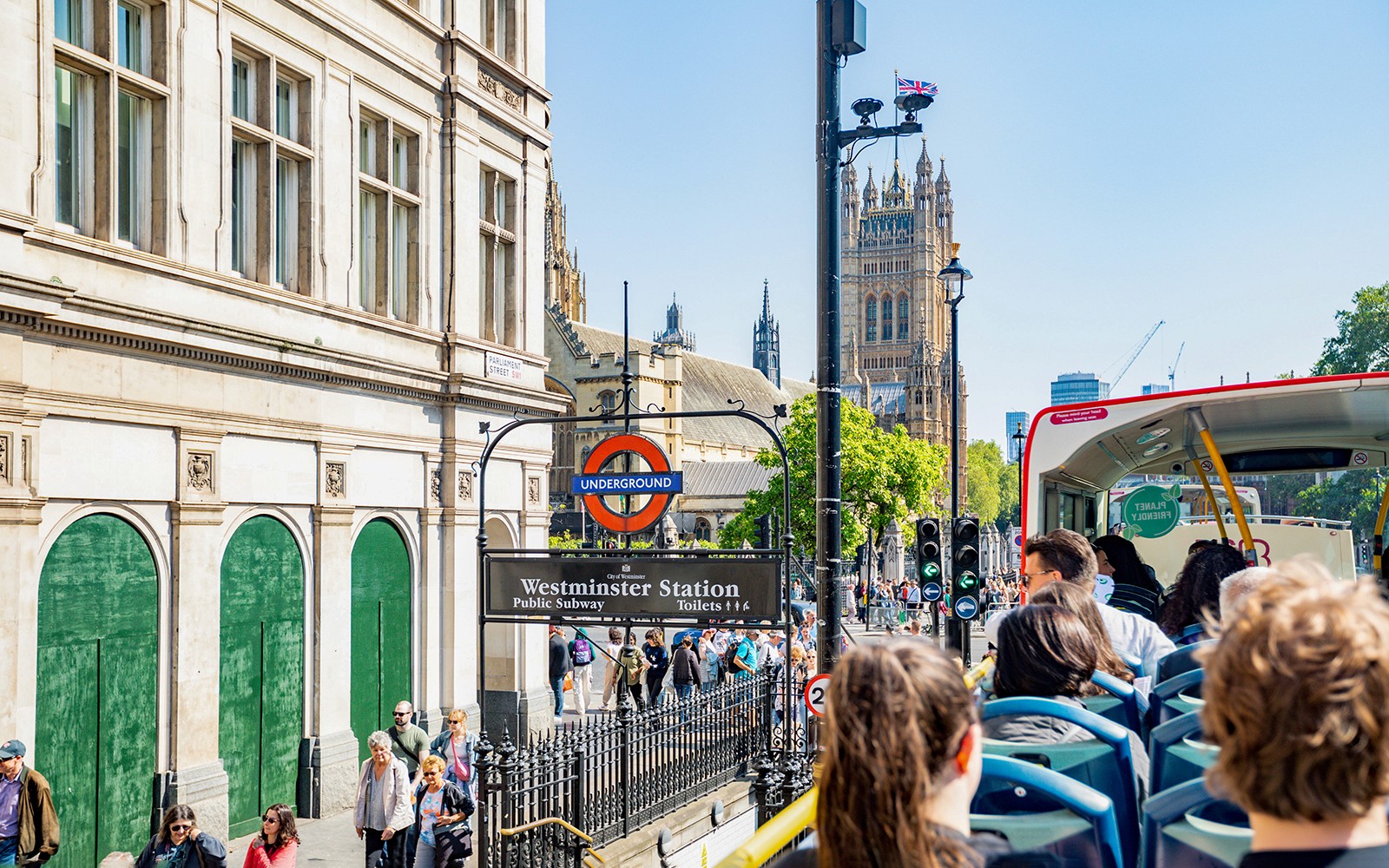 Tootbus: London Kids Tour with Live Guide — mobile