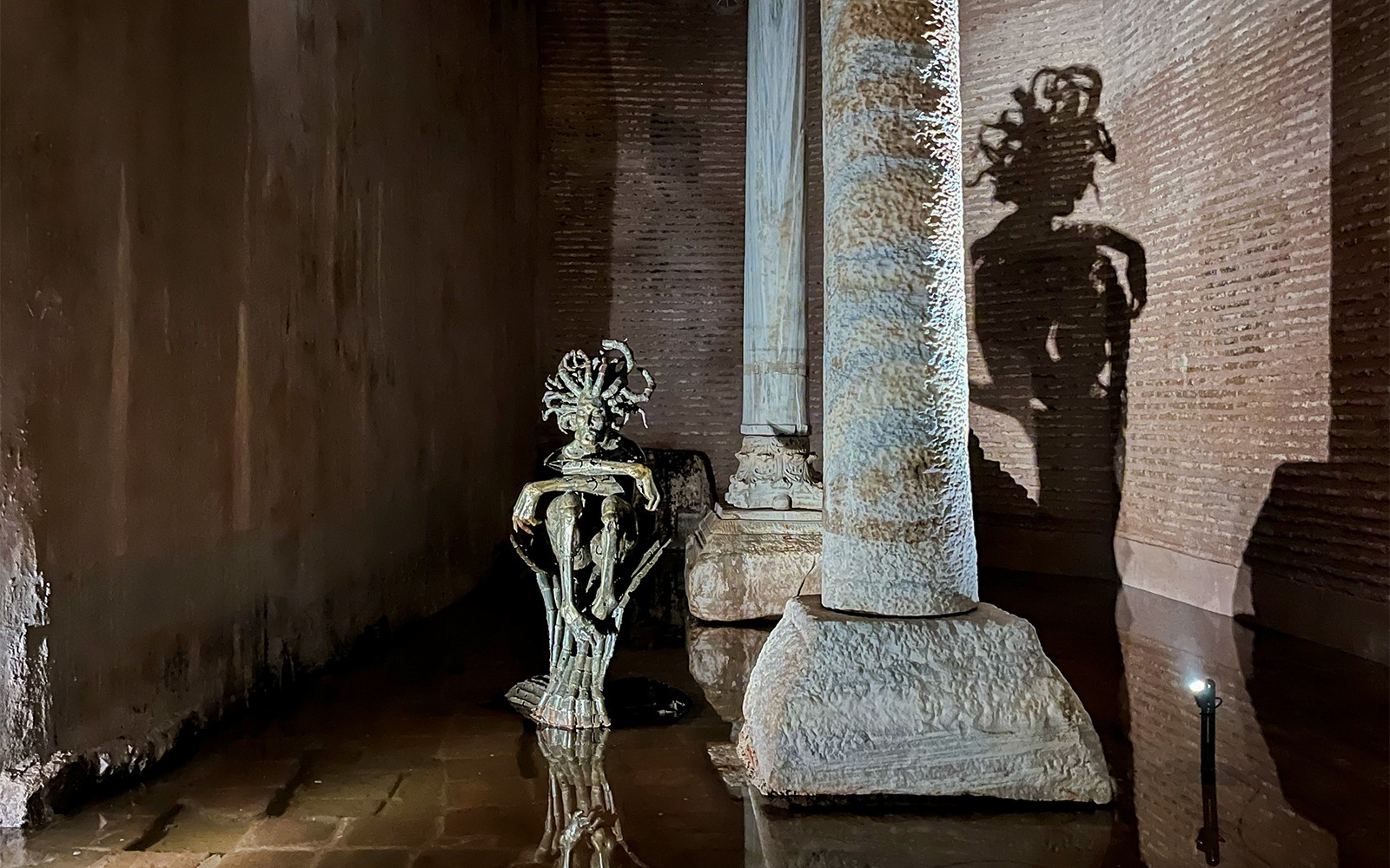Basilica Cistern Guided Tour with Skip-the-Line Tickets — gallery 4