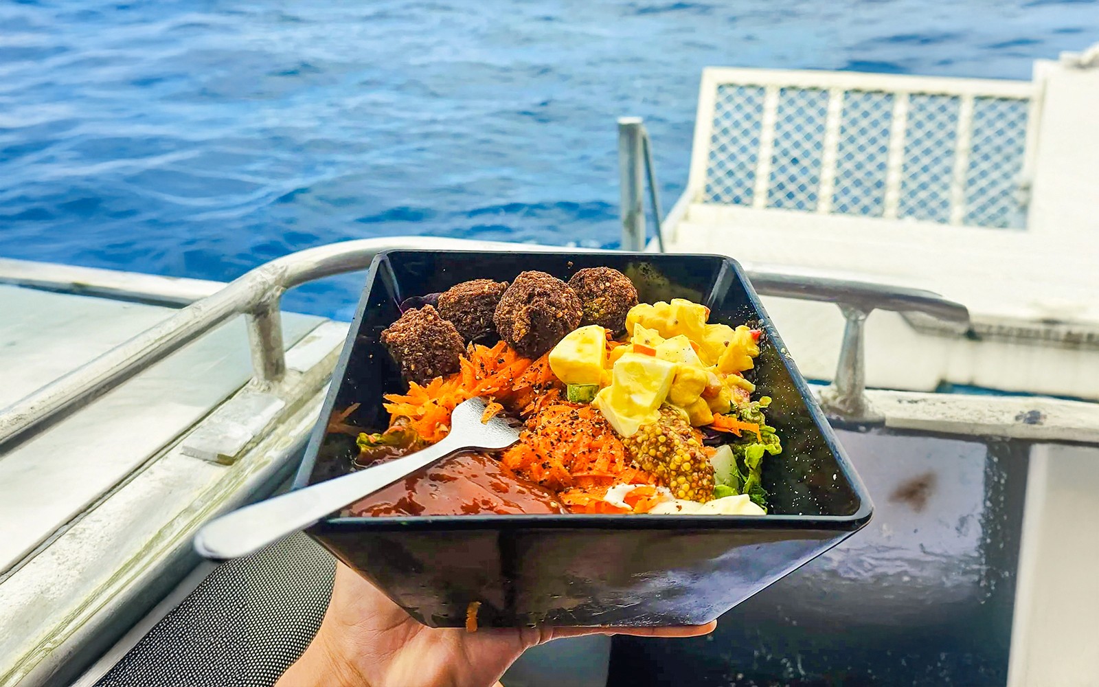From Hervey Bay: Remote K'Gari (Fraser Island) Boat Tour with Lunch — gallery 1