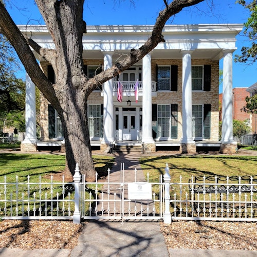Neill-Cochran House Museum: Entry Ticket — gallery 4