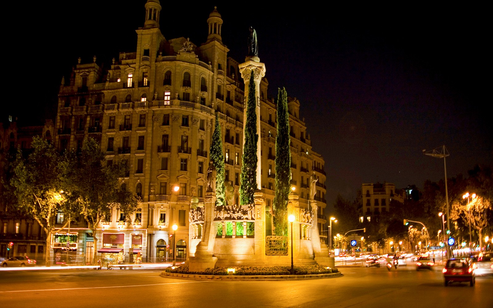 Barcelona Night Bus Tour — gallery 2