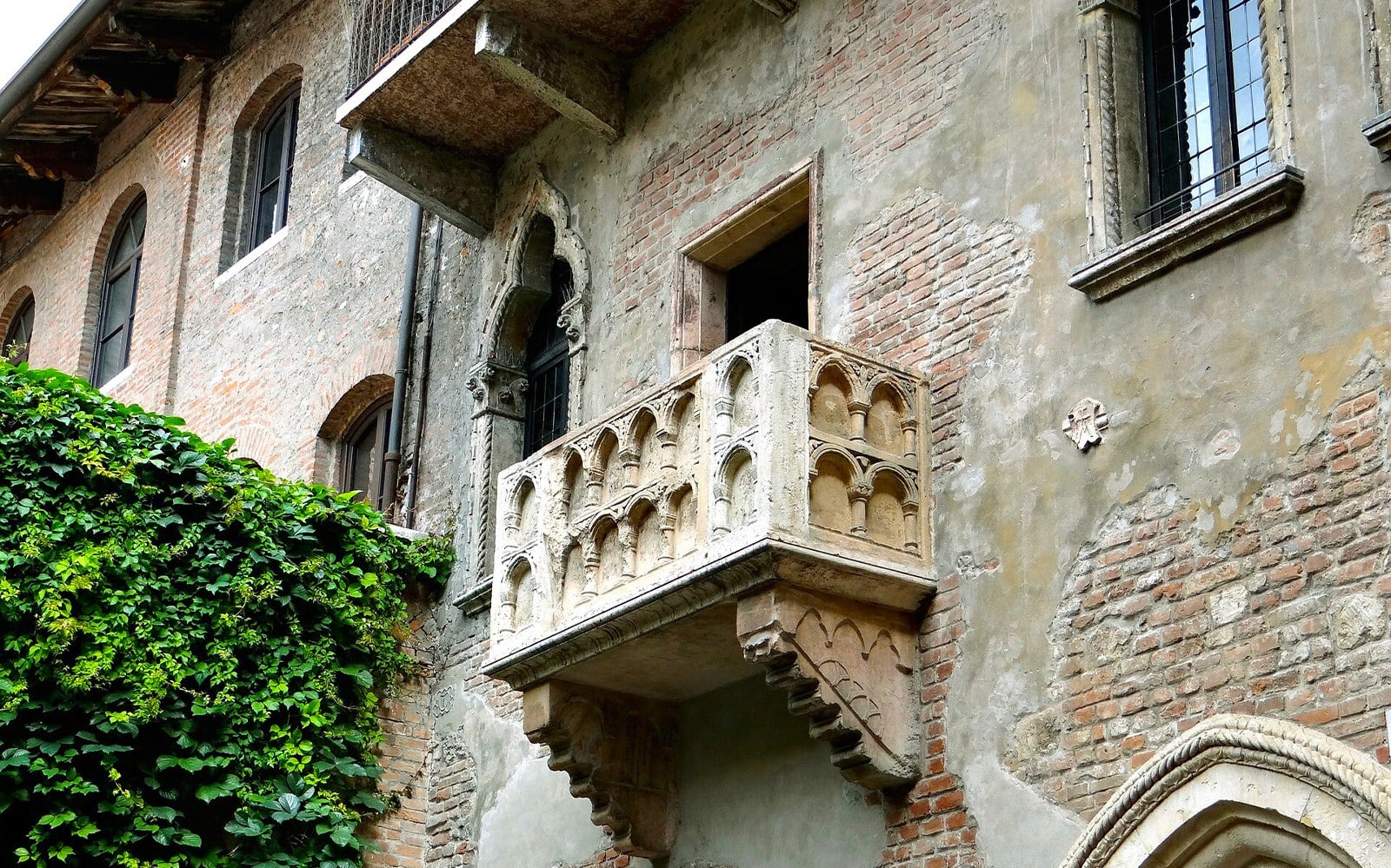 Verona & Lake Garda Self Guided Audio Tour — portrait