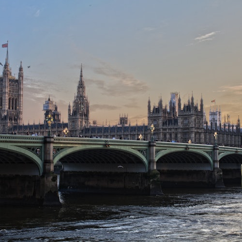 Audio Guide App for Your Smartphone: Royal London Walking Tour — portrait