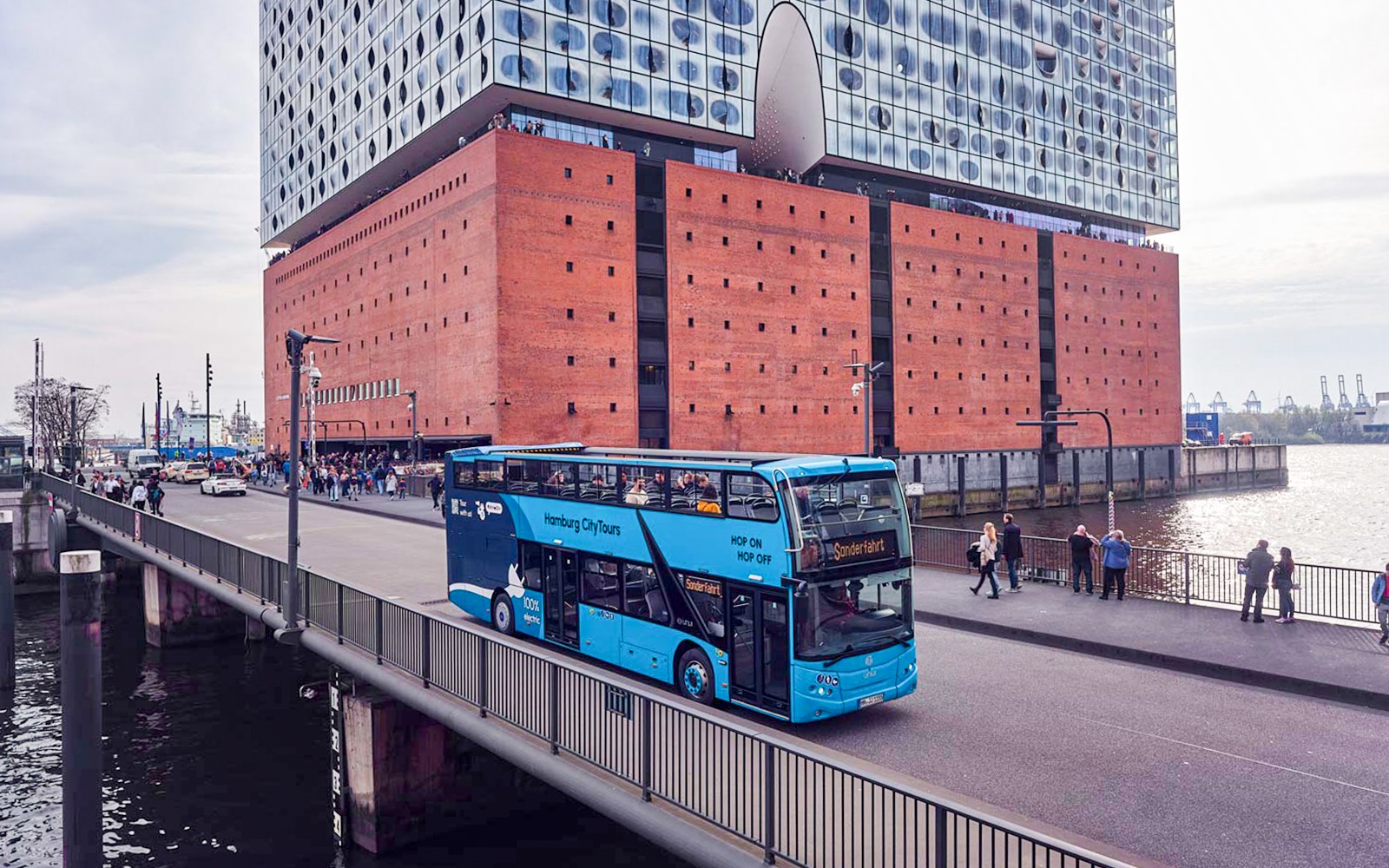 City Tours: Hamburg Hop-On Hop-Off Bus Tour with Optional Elbe River Cruise — gallery 1
