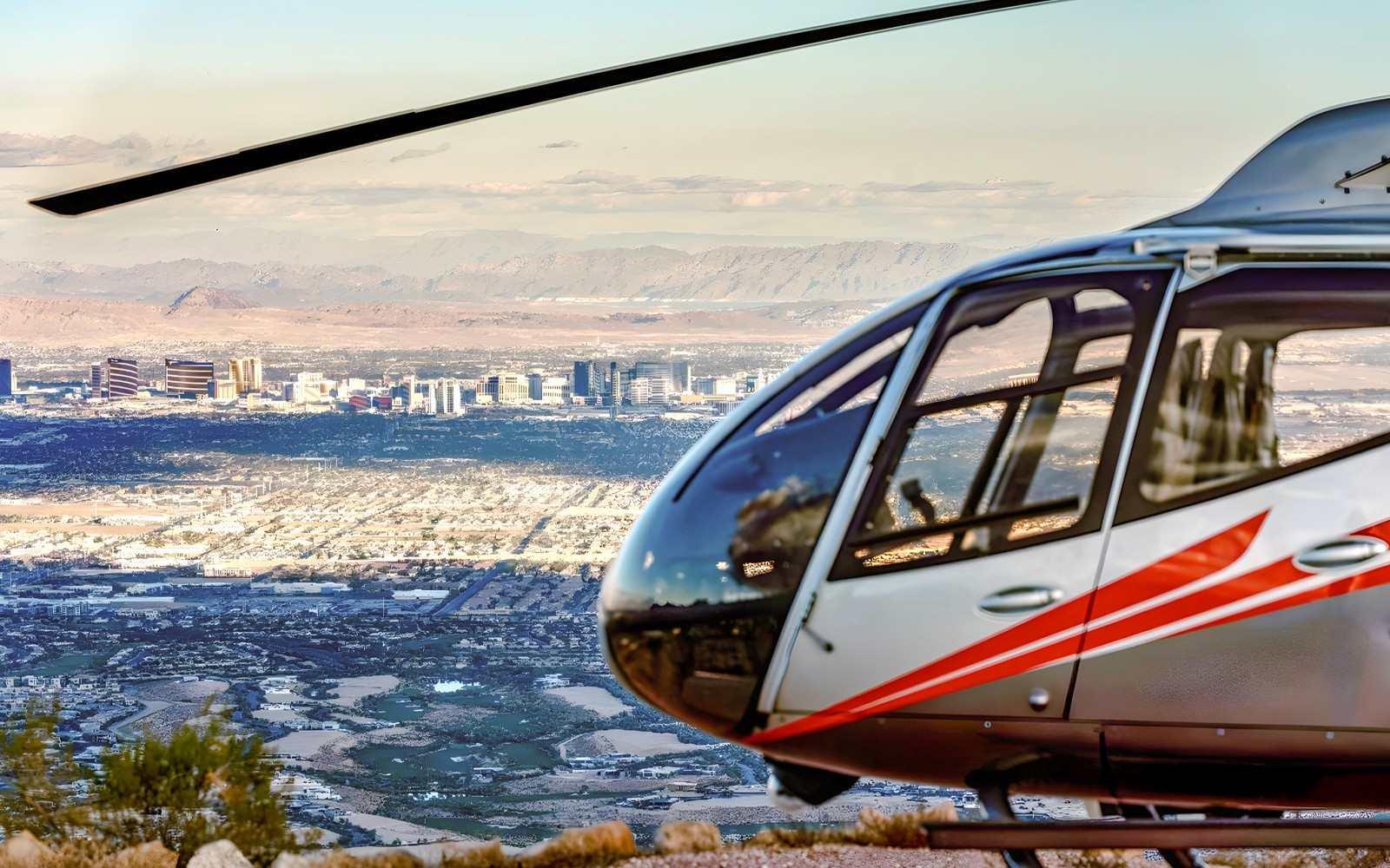 30-min Las Vegas and Red Rock Canyon Helicopter Tour with Vegas Valley Landing — gallery 4