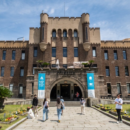 Osaka Castle: Guided Walking Tour — gallery 1