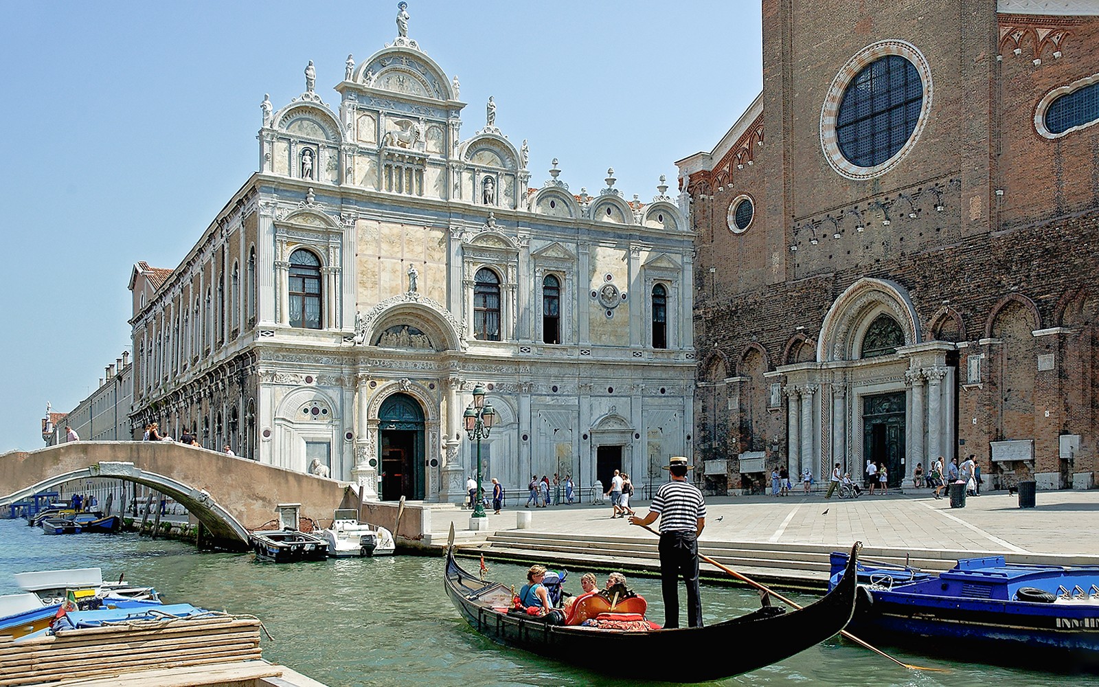 Venice in a Day: St. Mark’s, Doge’s Palace, Murano & Burano with Gondola Ride — gallery 4