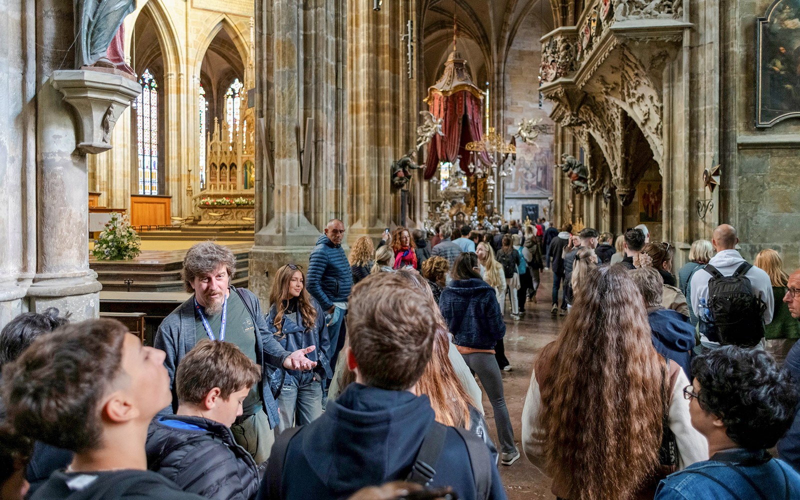 Prague Castle Guided Tour with One-Way Bus Transfer — gallery 5