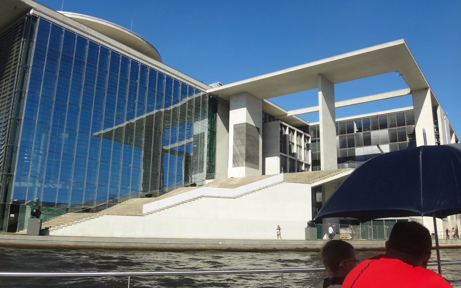 Berlin: 1 Hour Sightseeing Cruise on the River Spree