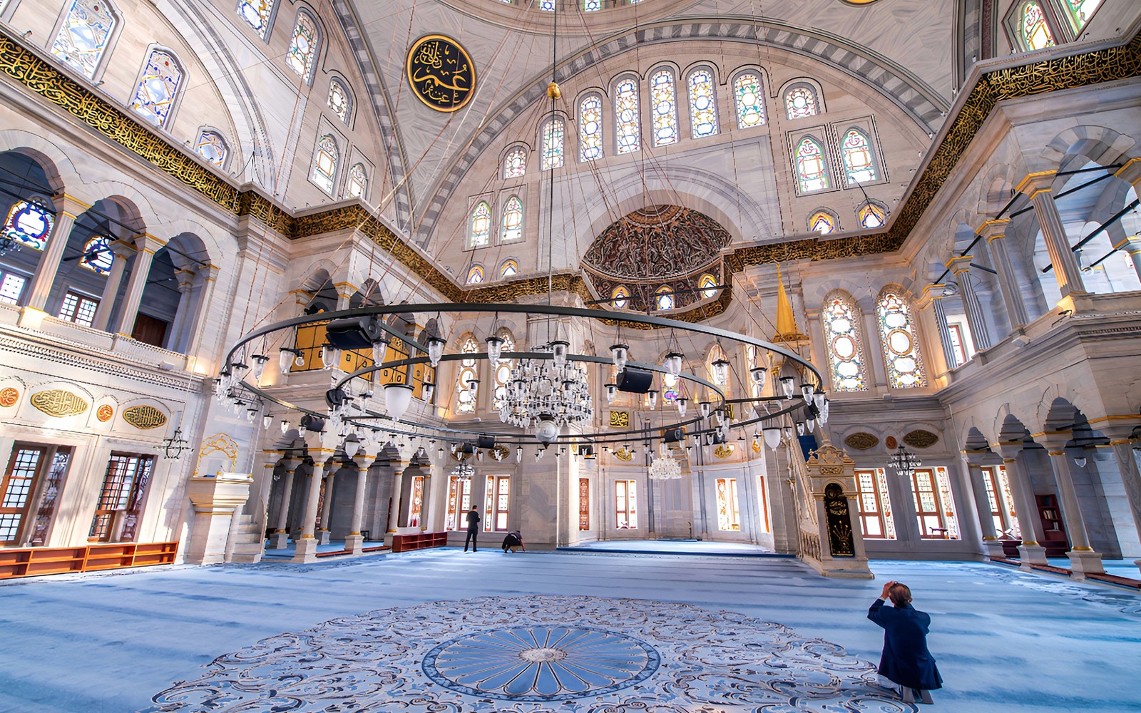 Combo: Topkapi Palace + Blue Mosque Guided Tours with Skip-the-Line Tickets