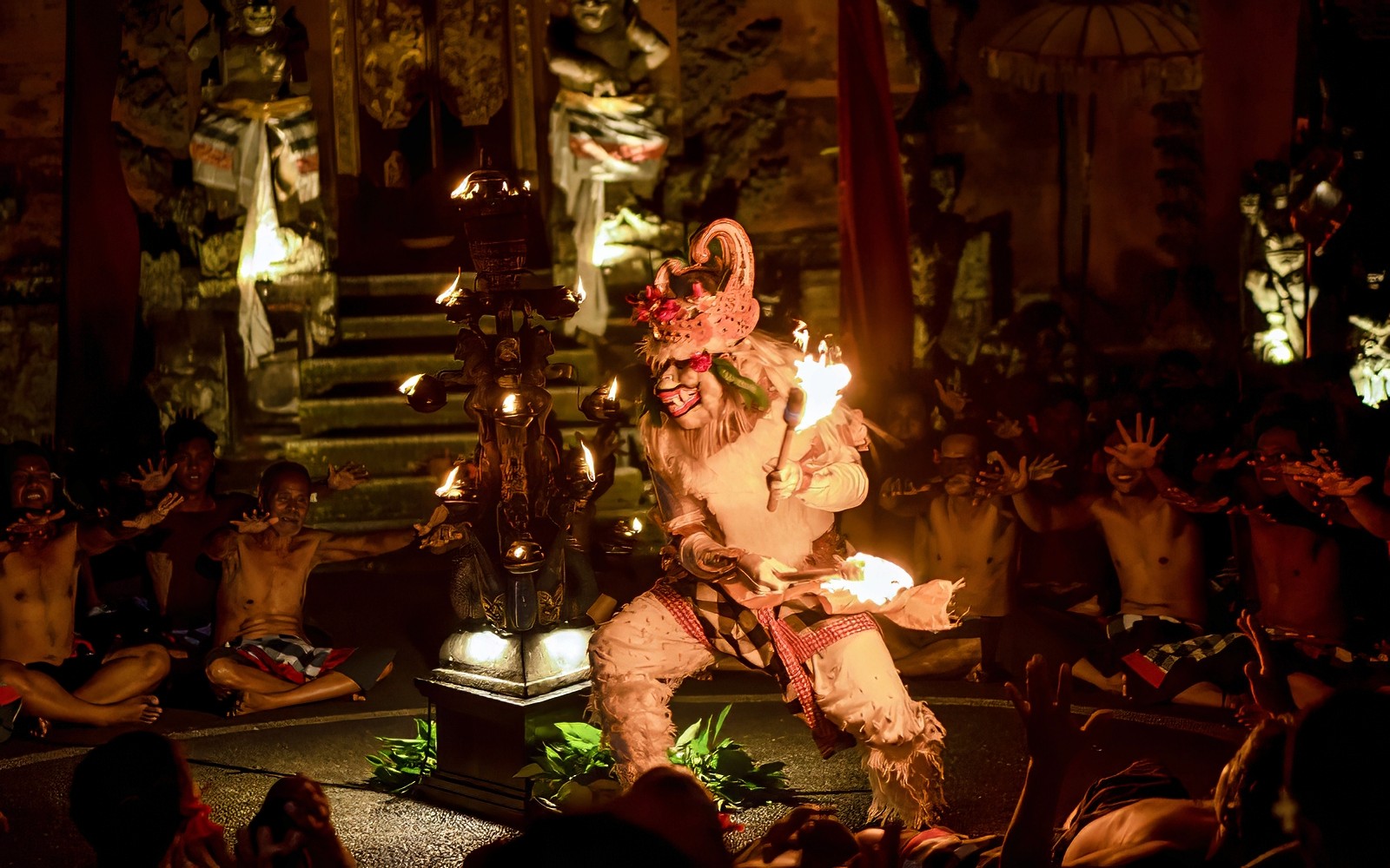 Ubud: Kecak & Fire Dance Show Tickets — gallery 5
