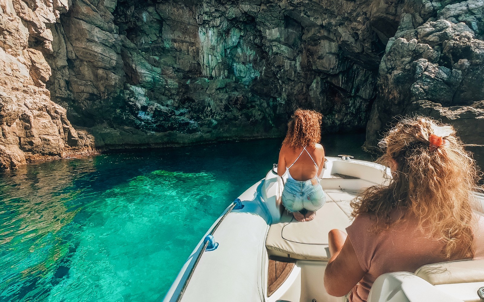 Dubrovnik: Private Boat Tour to Blue Cave & Elaphiti Islands with Unlimited Drinks — gallery 4