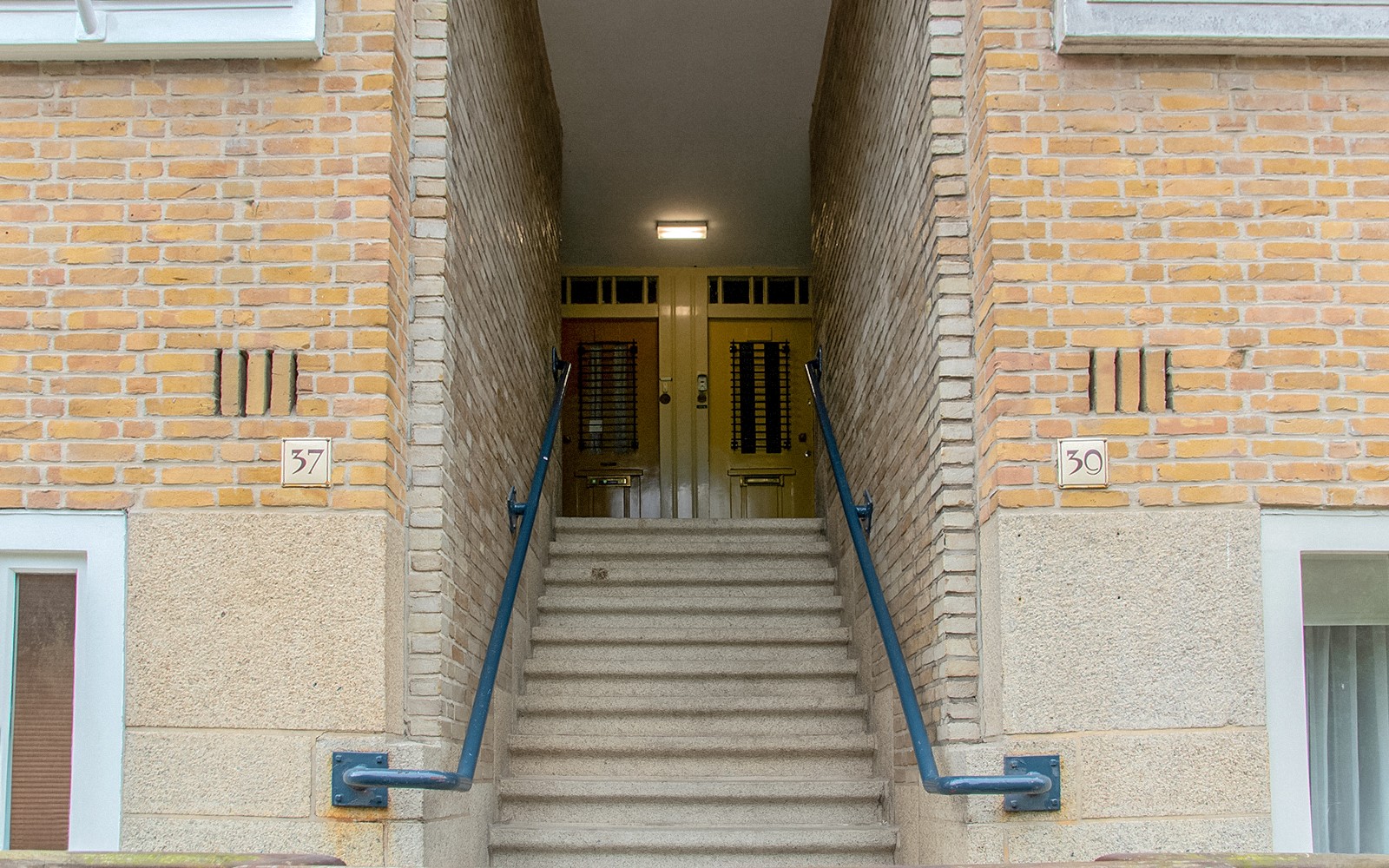 Anne Frank, Jordaan, and Leidseplein Walking Tour — gallery 2