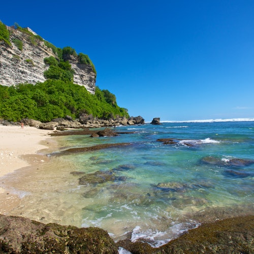 Uluwatu Temple, Kecak Fire Dance & Suluban Beach: Guided Tour + Transfer — gallery 3