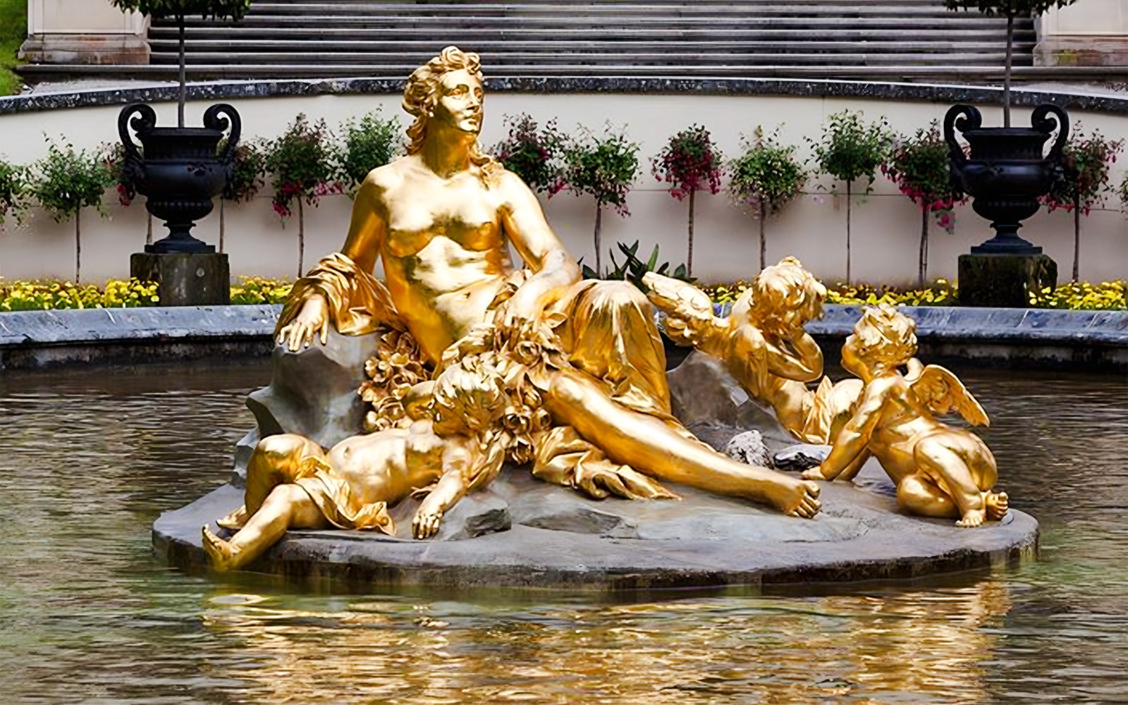 From Munich: Full-Day Guided Tour of Neuschwanstein & Linderhof Palace Grounds — gallery 3