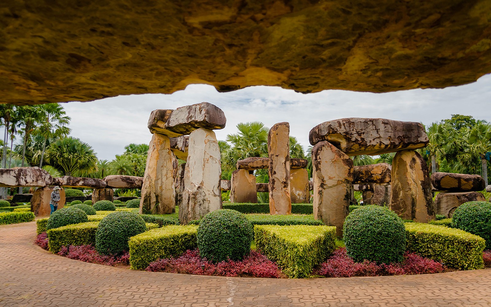 [Direct Entry] Tickets to Nong Nooch Tropical Garden with Show & Lunch Buffet