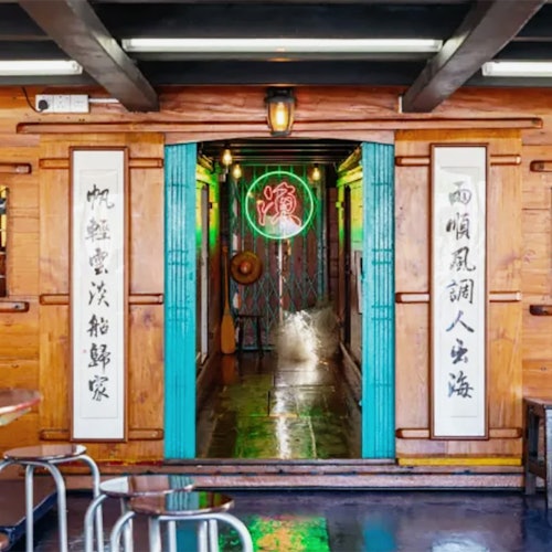 Hong Kong: Aberdeen Boat Tour + Floating Museum Visit — gallery 3