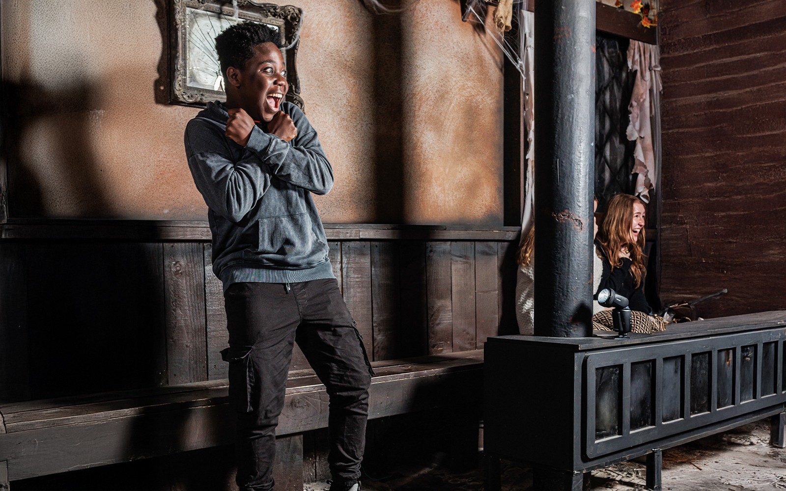 London Dungeon Scare & Share Tickets — mobile