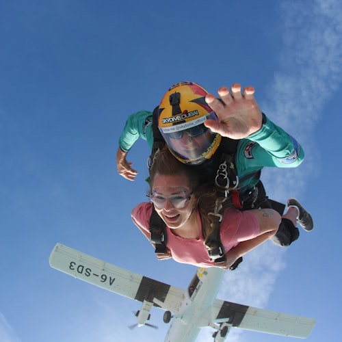 Dubai: Skydive over The Palm + Photos and Video