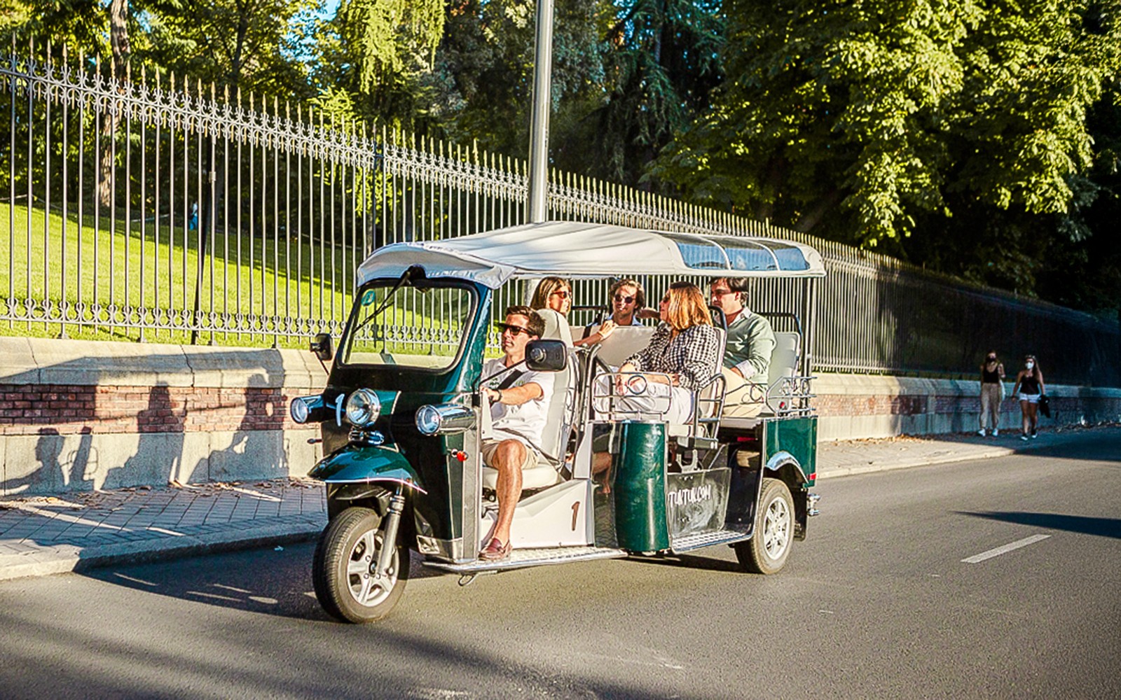 Madrid Tuk Tuk City Tour — gallery 1