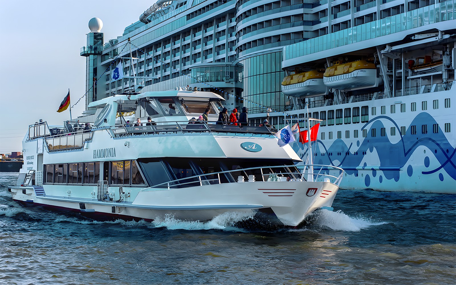 2-Hour Hamburg Harbour Cruise