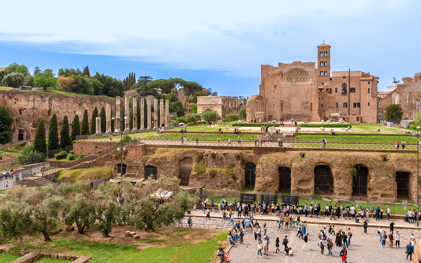 Colosseum, Palatine Hill & Roman Forum Small Group Tour